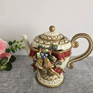 Fitz and‎ Floyd Gold and Red Teapot